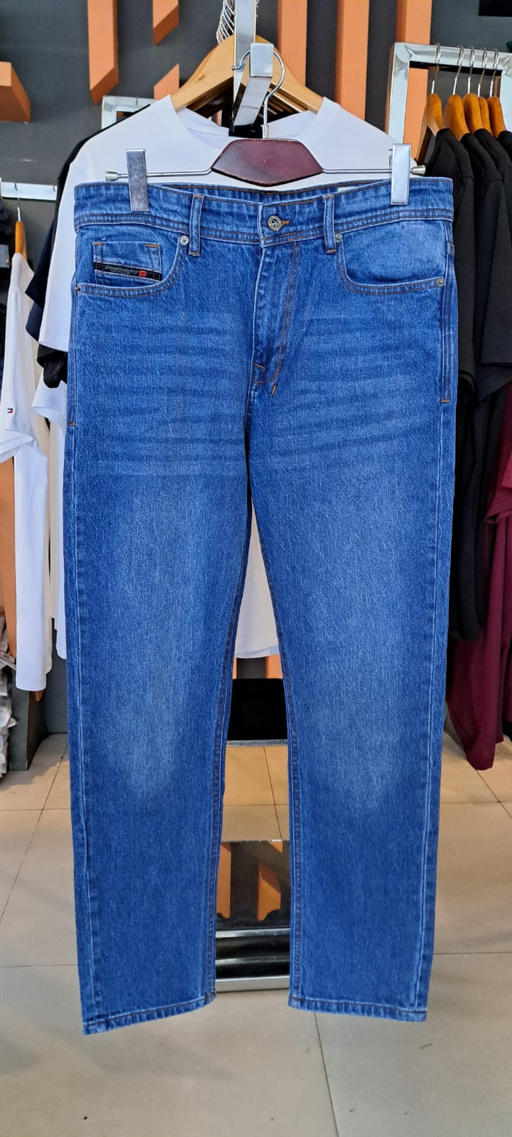 DIESEL Straight Fit JEANS