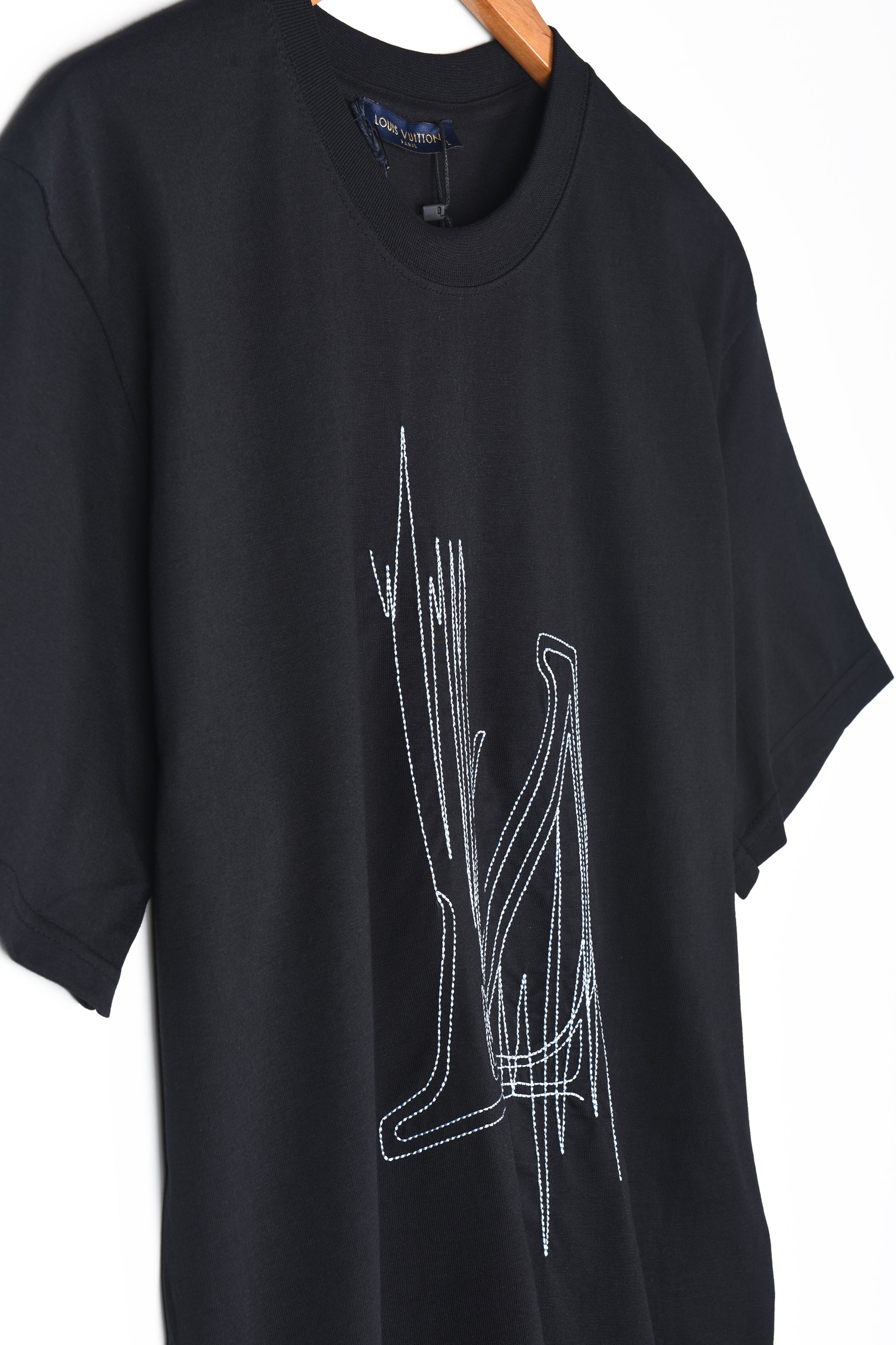 Louis Vuitton LV Frequency T-Shirt - Yeswefollow